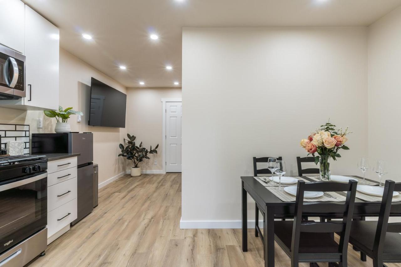 Beautiful Place With A Great Location, Free Parking, Wifi & Large Tv. Federal Way Bagian luar foto
